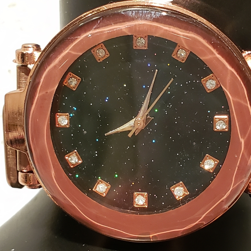 Watch. - Picture 3 of 9